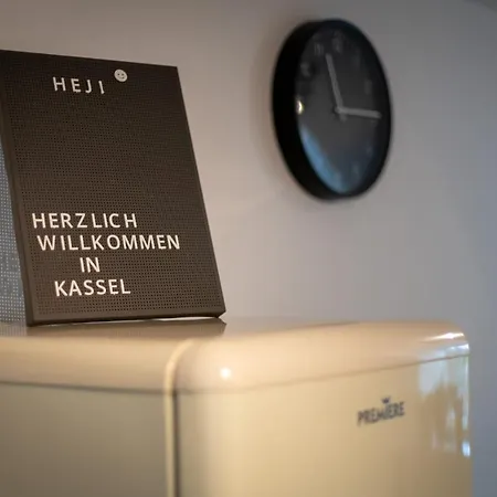 Cassel Lofts - Gemuetliches Apartment Fuer 3 - Naehe Marienkrankenhaus Extérieur photo